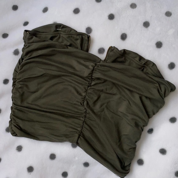 Fashion Nova Army Green Crop Top - Picture 2 of 3